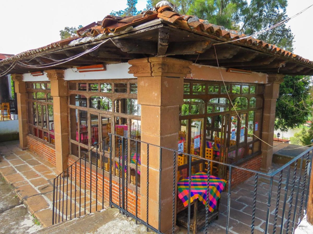 Cabanas Yunuen By Rotamundos Patzcuaro Exterior photo